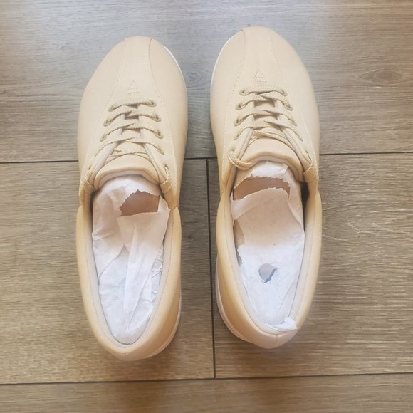 NEW EasySpirit women's sneakers - Picture 1 of 3